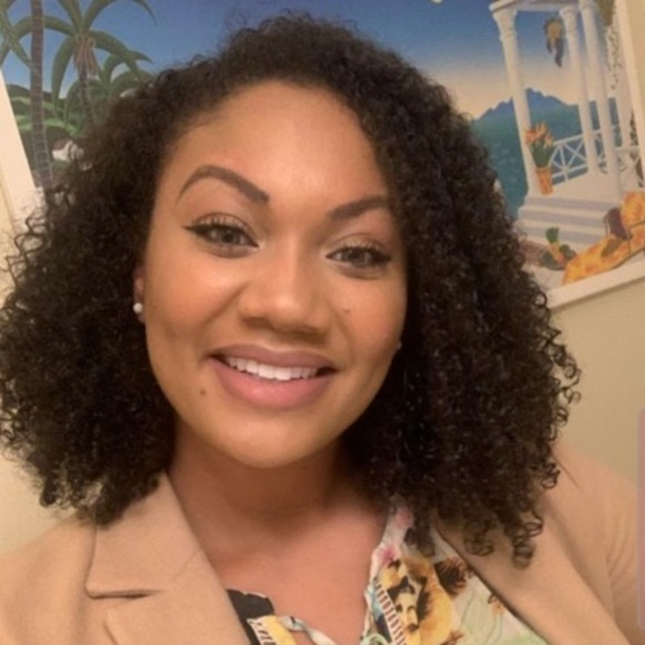 Meet your Posher, Ashleigh - Picture 1 of 1